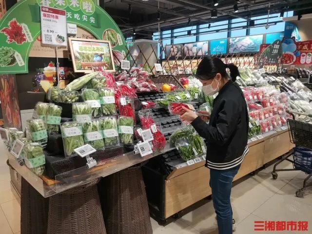 青椒價(jià)格創(chuàng)新高，長(zhǎng)沙市民餐桌上的“椒貴”現(xiàn)象